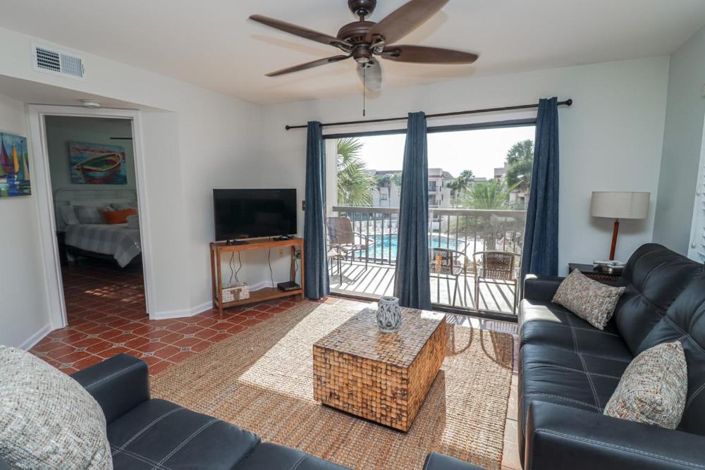 Ocean Village Club J31